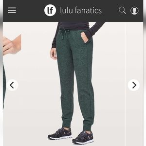 Lululemon Ready to Rulu Joggers, size 8 in Heathered Green Jasper